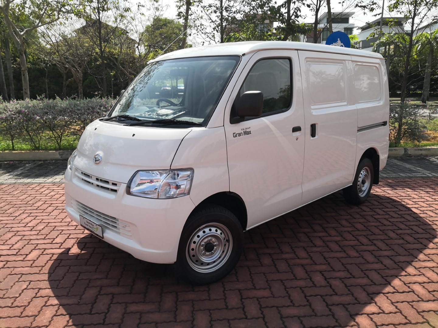 Service AC Mobil Daihatsu GranMax Terbaik di NTB